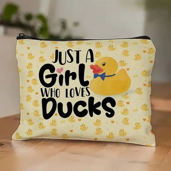 Just a Girl Who Loves Ducks Cute Makeup / Cosmetic Bag Zipper / Lightweight - Picture 1 of 2
